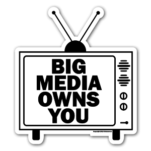 Sticker avec le texte ''big media owns you'' par Grimm.